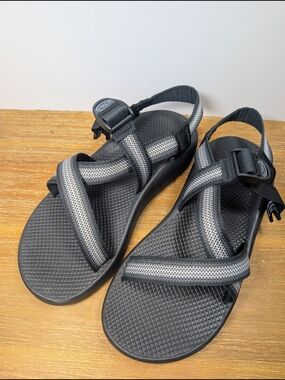 Chaco Z/1 Classic Sport Sandals Brown Beige Vibram Hiking Sandals Women’s 11